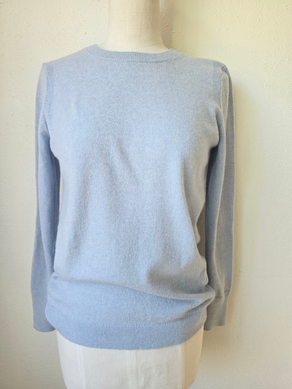 Banana Republic Crewneck Pullover Sweater Merino Wool and Cashmere Blend Size S